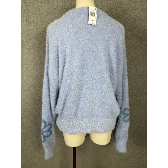 Hooked up by Iot Women's Juniors' Eyelash Fuzzy Floral Sweater Medium Blue NWT's - Picture 5 of 8